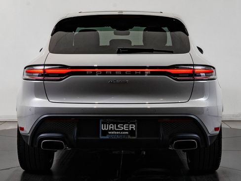 New 2026 Porsche Macan AWD/4WD image 7