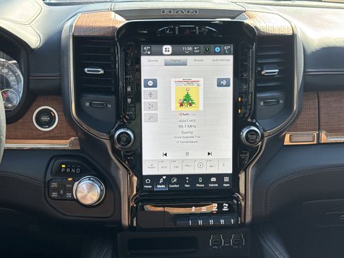 Used 2022 RAM 1500 Limited image 17