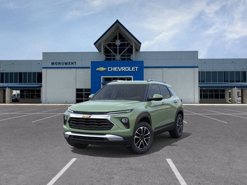 New 2026 Chevrolet TrailBlazer LT FWD image 8