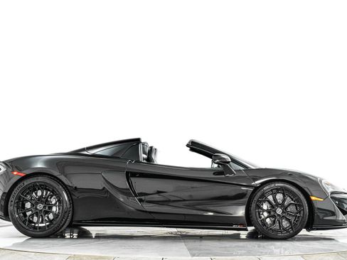 Used 2020 McLaren 570S Spider RWD image 44
