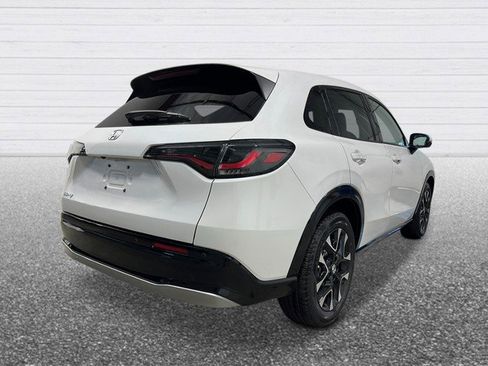 New 2026 Honda HR-V EX-L image 5