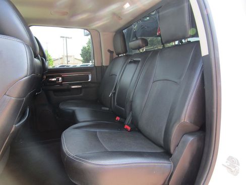 Used 2016 RAM 2500 Laramie image 9