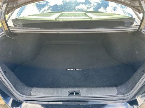 Used 2022 Nissan Sentra S image 19