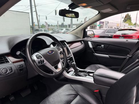 Used 2013 Ford Edge Limited w/ Driver Entry Pkg FWD image 18