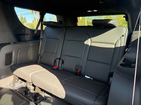 New 2026 GMC Yukon XL Denali image 21