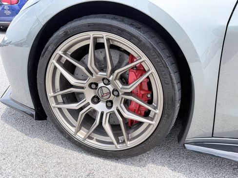 Used 2024 Chevrolet Corvette Z06 RWD image 15