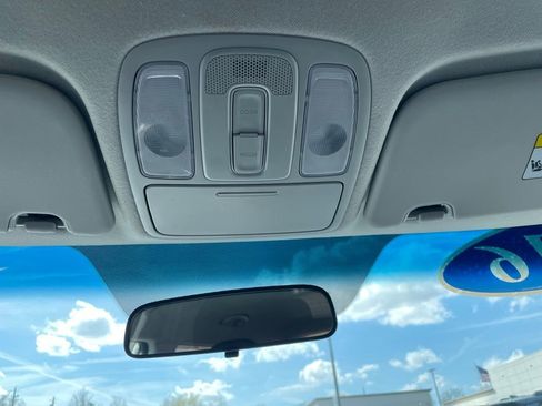 Used 2016 Kia Soul image 16