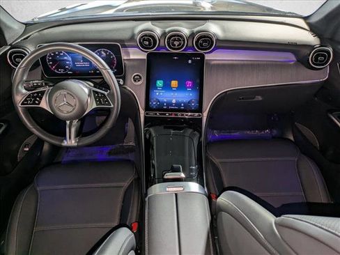 Certified 2025 Mercedes-Benz GLC 300 image 18