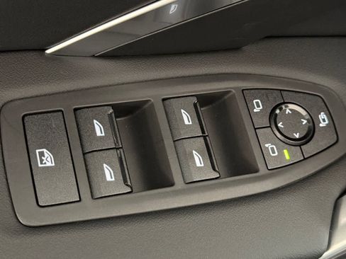 New 2026 BMW X1 xDrive28i AWD/4WD image 13
