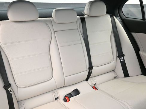 Used 2022 Mercedes-Benz C 300 C 300 image 16