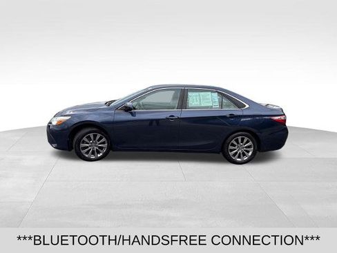 Used 2017 Toyota Camry XLE FWD image 2