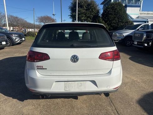 Used 2017 Volkswagen GTI S image 6