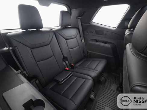 Used 2020 Cadillac XT6 Premium Luxury AWD/4WD image 14