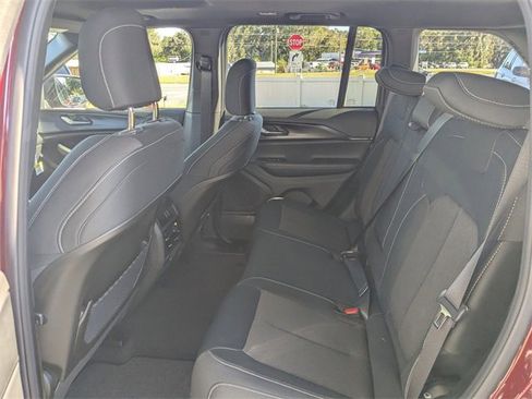 New 2025 Jeep Grand Cherokee Laredo X image 14