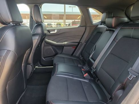 Used 2025 Ford Escape ST-Line AWD/4WD image 8