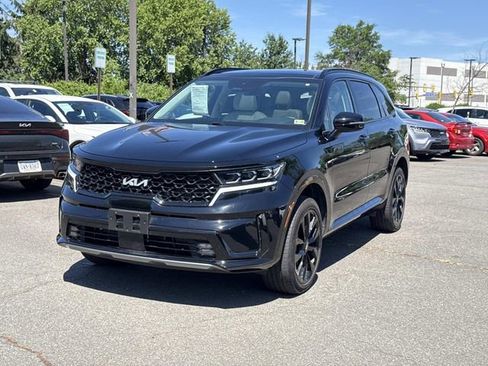 Used 2023 Kia Sorento SX AWD/4WD image 5