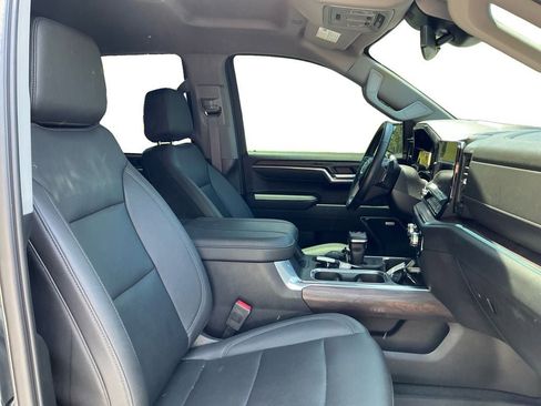 Used 2023 GMC Sierra 1500 SLT w/ SLT Premium Package AWD/4WD image 15