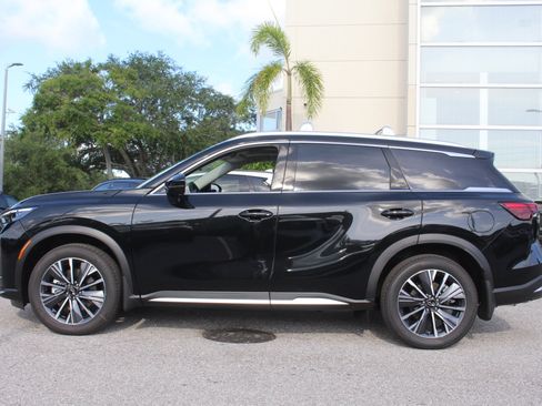 Certified 2026 INFINITI QX60 Luxe w/ Cargo Package image 2