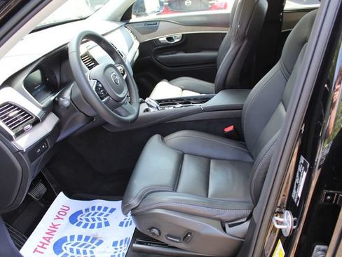 Used 2024 Volvo XC90 T8 Ultimate w/ Protection Package Premier AWD/4WD image 13