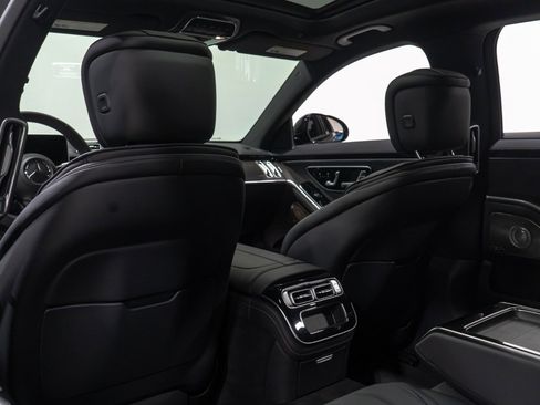 Used 2025 Mercedes-Benz S 63 AMG S image 70