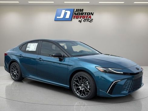 New 2026 Toyota Camry XSE FWD image 3