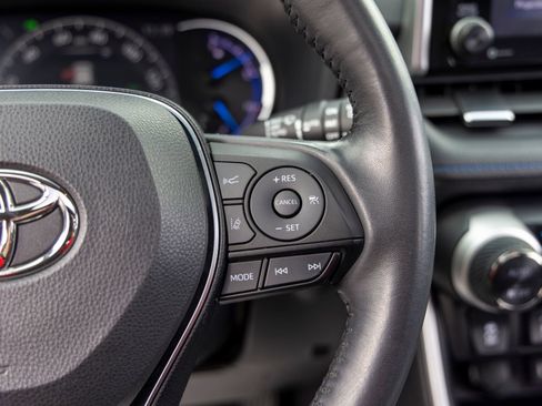 Used 2019 Toyota RAV4 XSE AWD/4WD image 36