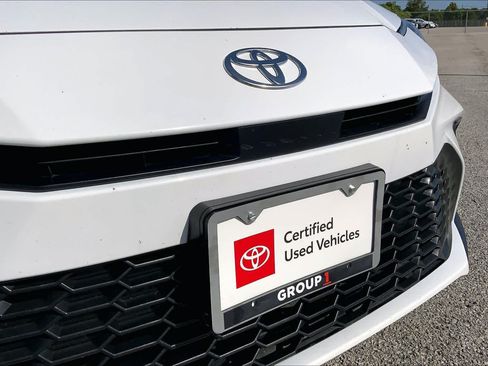 Used 2025 Toyota Camry SE FWD image 29