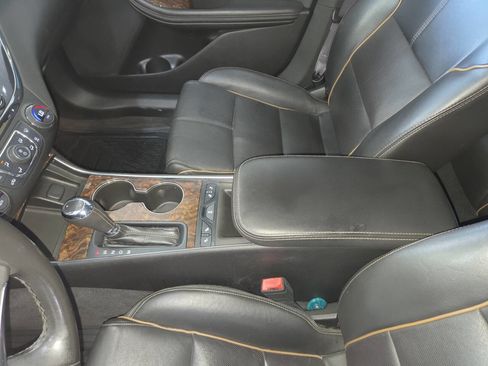 Used 2014 Chevrolet Impala LTZ FWD image 17