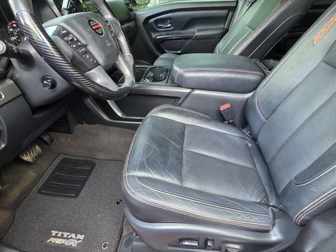 Used 2021 Nissan Titan PRO-4X w/ Pro-4x Convenience Package AWD/4WD image 6