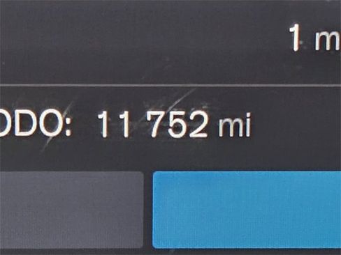 Certified 2023 Volvo XC40 Recharge Ultimate w/ Protection Package Premier image 38