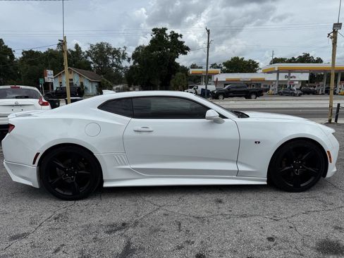 Used 2017 Chevrolet Camaro LT RWD image 8