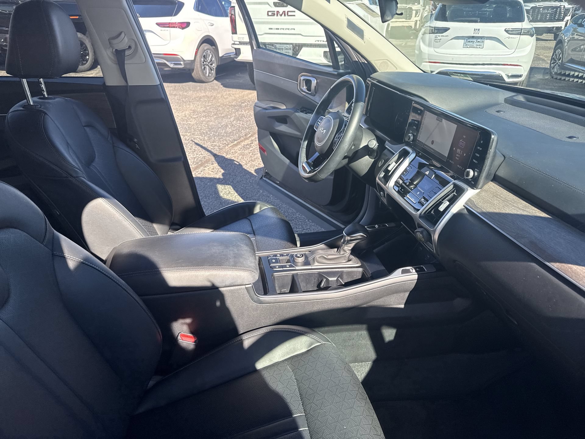 Used 2022 Kia Sorento EX FWD image 35