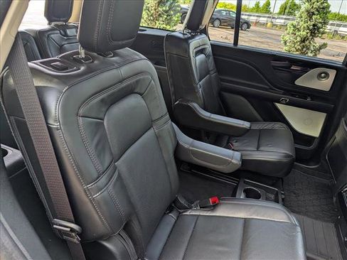 Used 2023 Lincoln Aviator Reserve w/ Equipment Group 201A AWD/4WD image 18