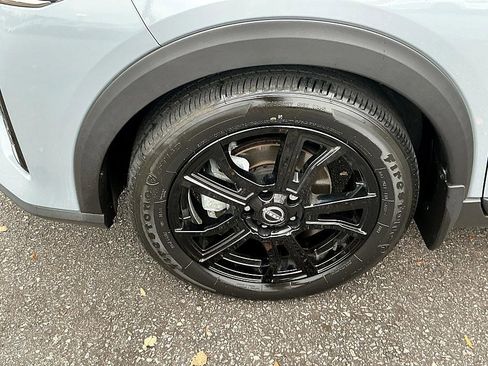 Certified 2024 Nissan Kicks SR w/ SR Premium Package image 7