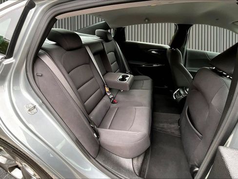Used 2024 Chevrolet Malibu LT FWD image 28
