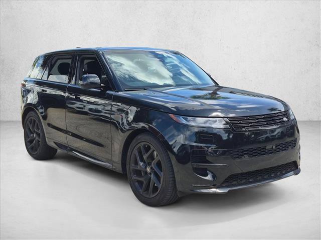 Used 2024 Land Rover Range Rover Sport Dynamic SE AWD/4WD image 3