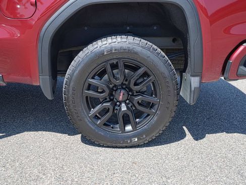 Used 2023 GMC Sierra 1500 AT4 w/ AT4 Preferred Package AWD/4WD image 13