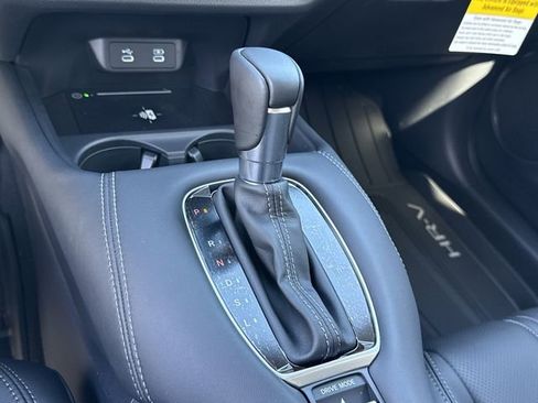 New 2026 Honda HR-V EX-L image 32