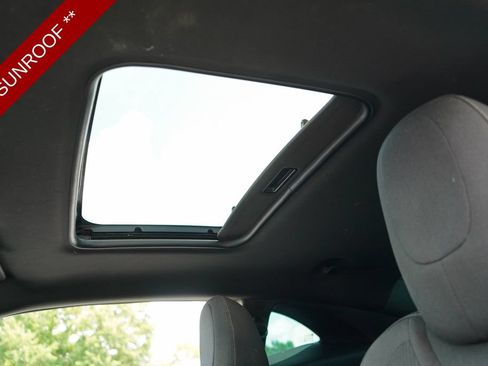 Used 2015 Chevrolet Camaro LT RWD image 12