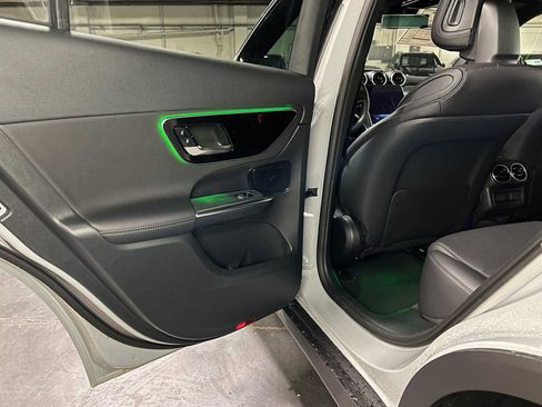 New 2026 Mercedes-Benz GLC 300 4MATIC image 18