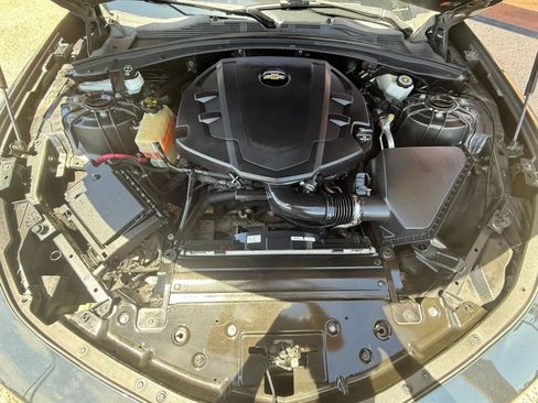 Used 2018 Chevrolet Camaro LT w/ RS Package RWD image 21
