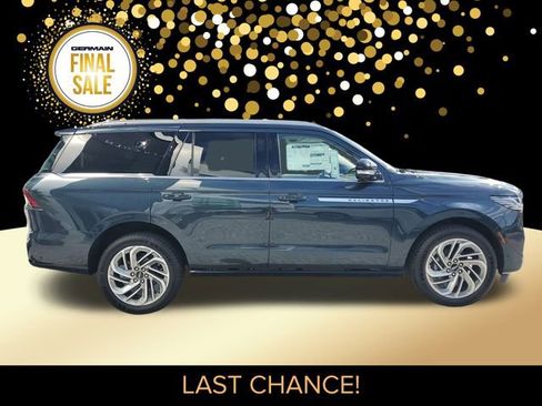 New 2025 Lincoln Navigator Reserve image 5