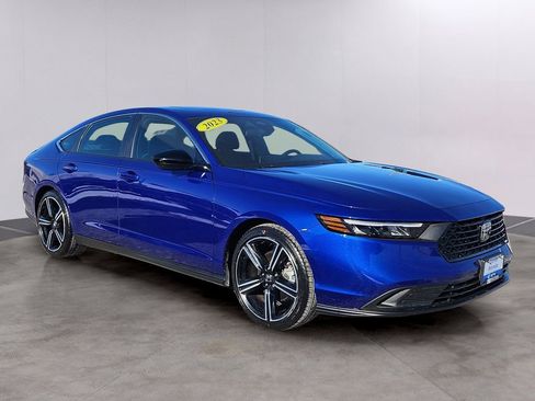 Certified 2023 Honda Accord Sport image 3