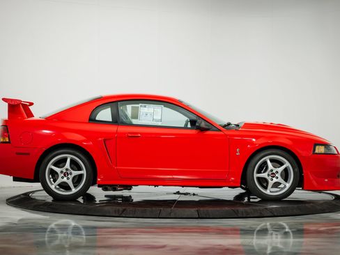 Used 2000 Ford Mustang Cobra RWD image 47