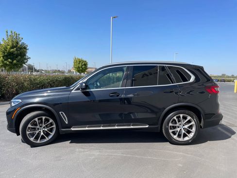 Used 2023 BMW X5 xDrive40i image 3