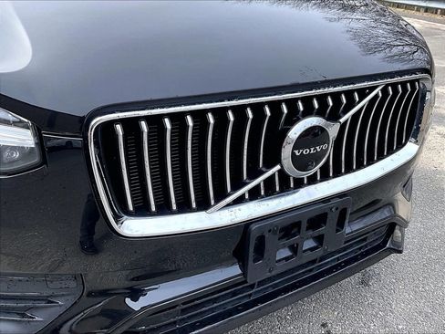 Used 2021 Volvo XC90 T6 Momentum w/ Protection Package Premier AWD/4WD image 26