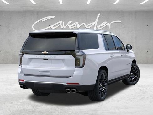 New 2026 Chevrolet Suburban High Country AWD/4WD image 4