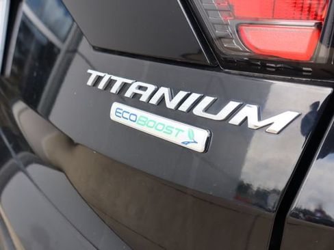 Used 2017 Ford Escape Titanium FWD image 9