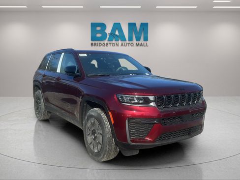 New 2026 Jeep Grand Cherokee Altitude image 1