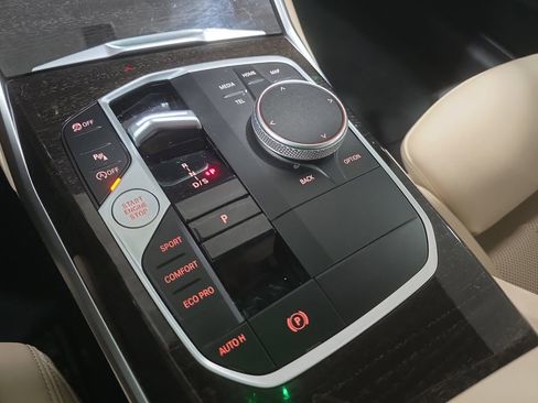 Used 2023 BMW 330i Sedan w/ Driving Assistance Package image 20